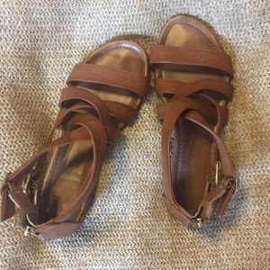 Jessica Simpson Brown Wrap Sandals, 8